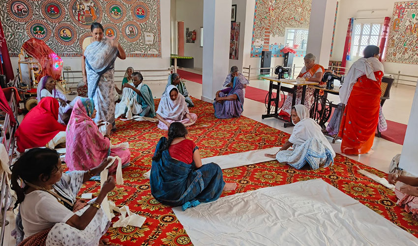 Cloth Carry Bags and Dupatta Making